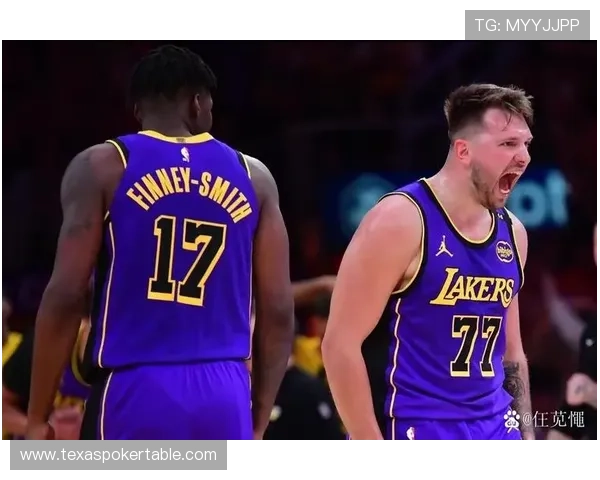 湖人三核轮转战术曝光,詹姆斯-东契奇-里弗斯如何实现48分钟双核驱动